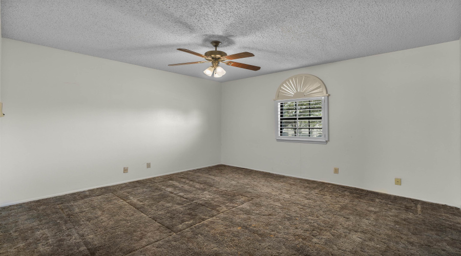 1004 Eden Ln, Laredo, Texas 78045, 4 Bedrooms Bedrooms, 9 Rooms Rooms,2 BathroomsBathrooms,Residential,For Sale,1004 Eden Ln,20261354