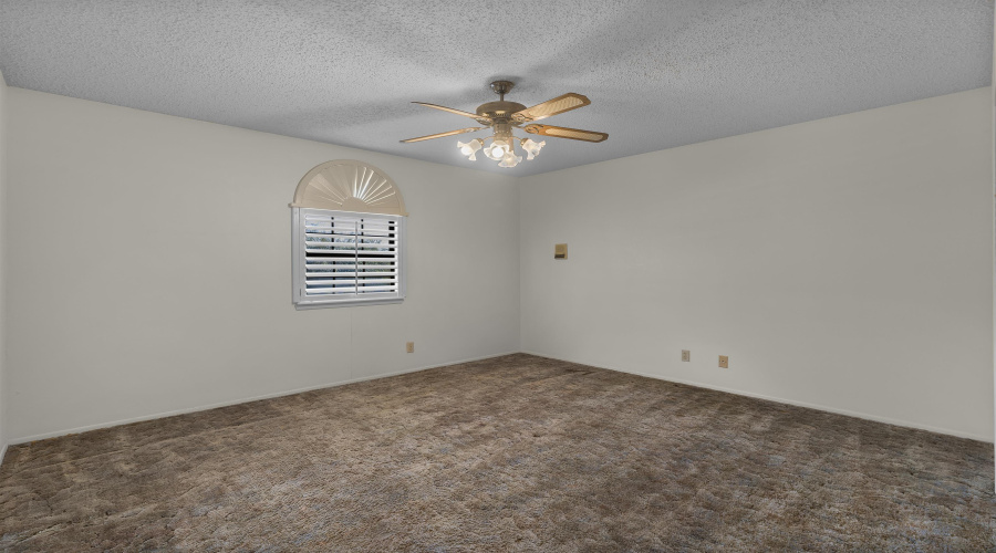 1004 Eden Ln, Laredo, Texas 78045, 4 Bedrooms Bedrooms, 9 Rooms Rooms,2 BathroomsBathrooms,Residential,For Sale,1004 Eden Ln,20261354