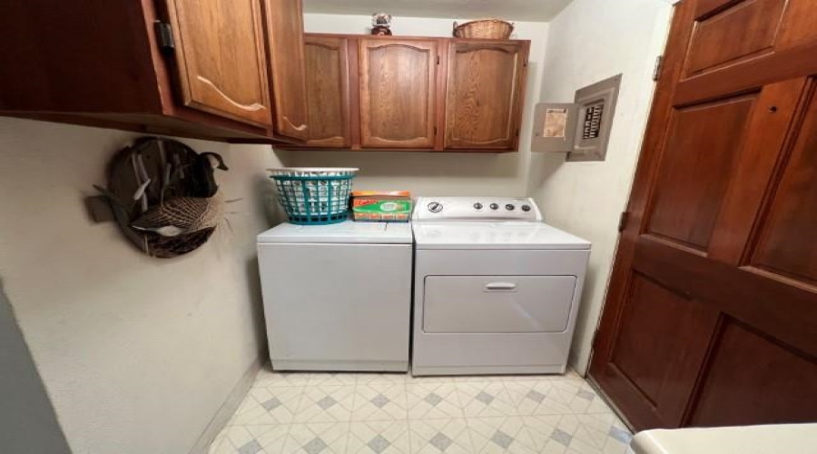 5117 Siesta Ln, Zapata, Texas 78076, 3 Bedrooms Bedrooms, 6 Rooms Rooms,2 BathroomsBathrooms,Residential,For Sale,5117 Siesta Ln,20250277