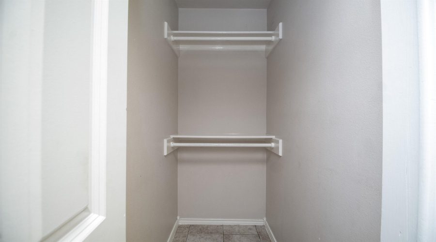 3115 Guerrero St, Laredo, Texas 78043, 2 Bedrooms Bedrooms, 3 Rooms Rooms,2 BathroomsBathrooms,Residential,For Rent,3115 Guerrero St,20261358