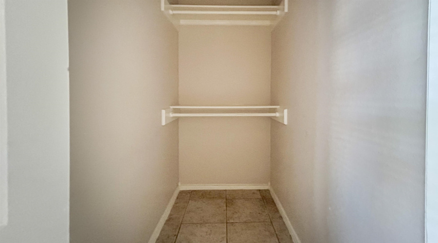 3115 Guerrero St, Laredo, Texas 78043, 2 Bedrooms Bedrooms, 3 Rooms Rooms,2 BathroomsBathrooms,Residential,For Rent,3115 Guerrero St,20261358