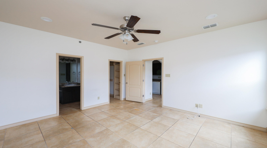 10510 Sandia Dr, Laredo, Texas 78046, 3 Bedrooms Bedrooms, 6 Rooms Rooms,2 BathroomsBathrooms,Residential,For Rent,10510 Sandia Dr,20261359