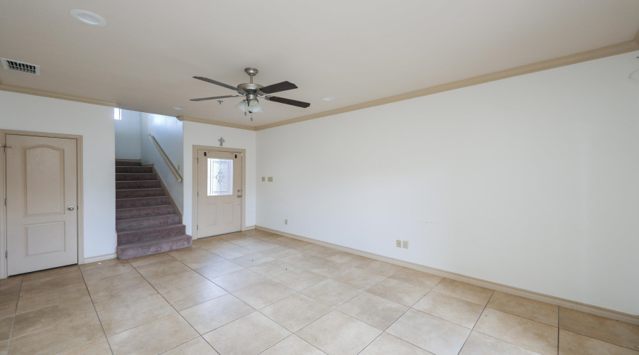 10510 Sandia Dr, Laredo, Texas 78046, 3 Bedrooms Bedrooms, 6 Rooms Rooms,2 BathroomsBathrooms,Residential,For Rent,10510 Sandia Dr,20261359