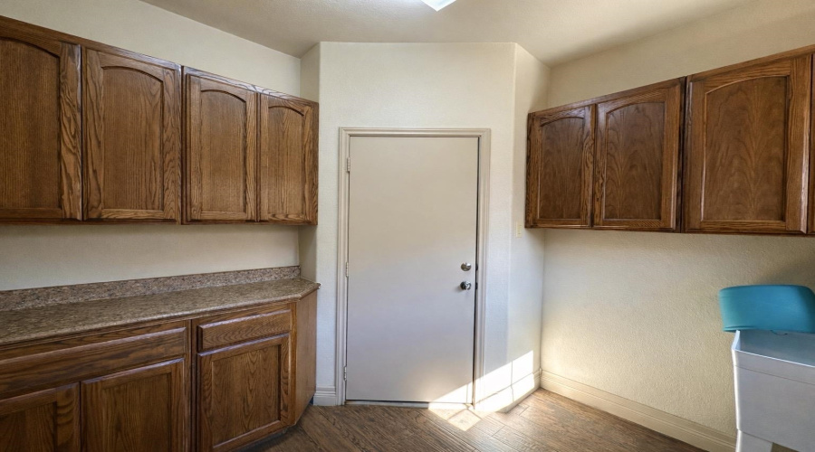 10816 Grenville Rd, LAREDO, Texas 78045, 4 Bedrooms Bedrooms, 8 Rooms Rooms,4 BathroomsBathrooms,Residential,For Sale,10816 Grenville Rd,20261363