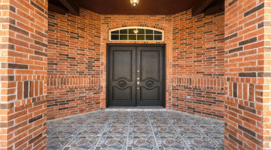 10816 Grenville Rd, LAREDO, Texas 78045, 4 Bedrooms Bedrooms, 8 Rooms Rooms,4 BathroomsBathrooms,Residential,For Sale,10816 Grenville Rd,20261363