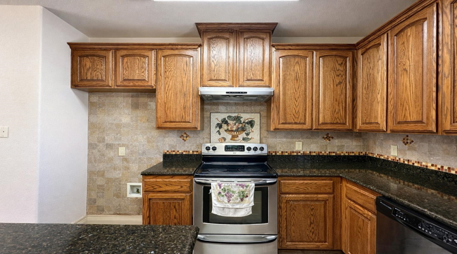 10816 Grenville Rd, LAREDO, Texas 78045, 4 Bedrooms Bedrooms, 8 Rooms Rooms,4 BathroomsBathrooms,Residential,For Sale,10816 Grenville Rd,20261363