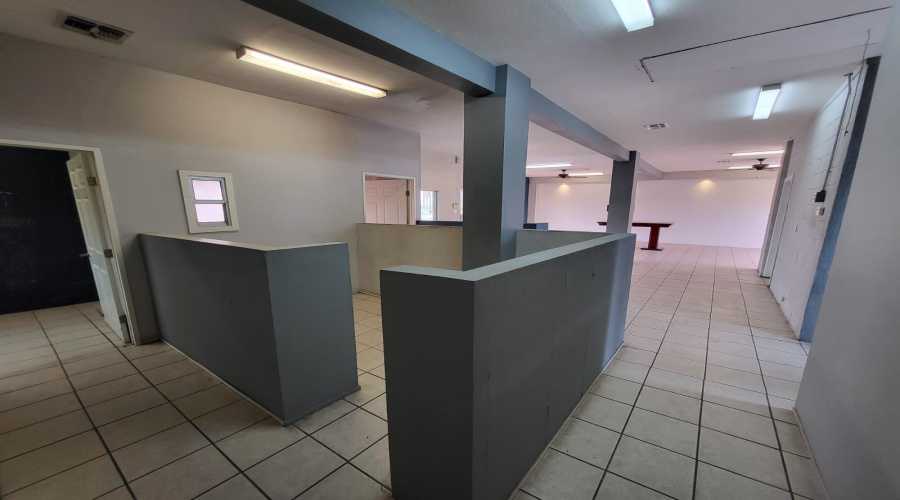 4910 E Saunders St, Laredo, Texas 78041, 1 Room Rooms,1 BathroomBathrooms,Commercial retail/office,For Rent,4910 E Saunders St,20261360