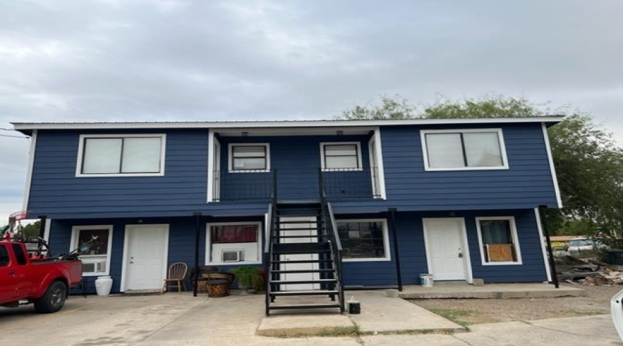 1303 E Eistetter St, LAREDO, Texas 78041, ,Multi-family,For Sale,1303 E Eistetter St,20261364