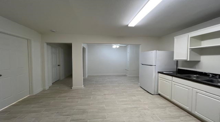 1303 E Eistetter St, LAREDO, Texas 78041, ,Multi-family,For Sale,1303 E Eistetter St,20261364