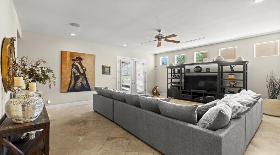 3104 FieldCrest Cir, Laredo, Texas 78045-8134, 4 Bedrooms Bedrooms, 9 Rooms Rooms,3 BathroomsBathrooms,Residential,For Sale,3104 FieldCrest Cir,20261367