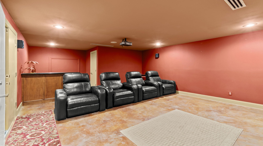 3104 FieldCrest Cir, Laredo, Texas 78045-8134, 4 Bedrooms Bedrooms, 9 Rooms Rooms,3 BathroomsBathrooms,Residential,For Sale,3104 FieldCrest Cir,20261367