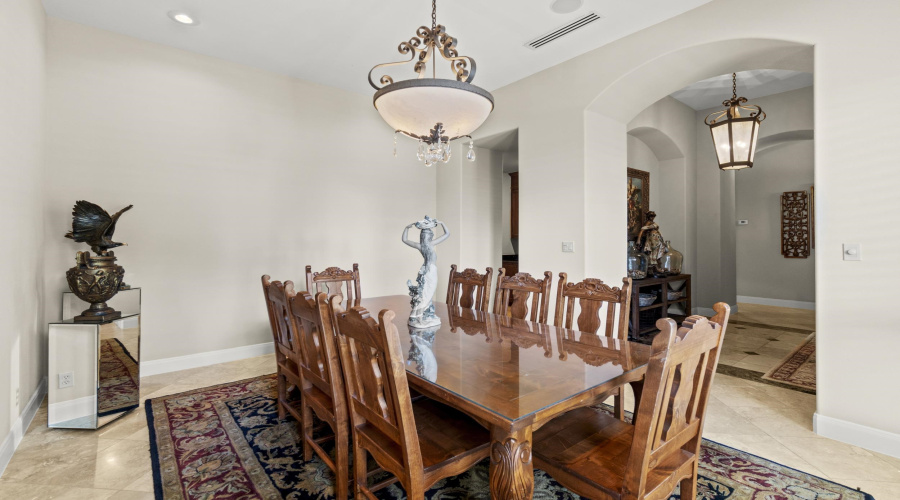 3104 FieldCrest Cir, Laredo, Texas 78045-8134, 4 Bedrooms Bedrooms, 9 Rooms Rooms,3 BathroomsBathrooms,Residential,For Sale,3104 FieldCrest Cir,20261367