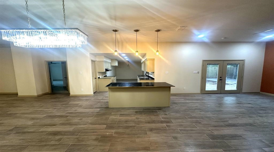 1202 Beverly Dr, Laredo, Texas 78045, 4 Bedrooms Bedrooms, 8 Rooms Rooms,3 BathroomsBathrooms,Residential,For Rent,1202 Beverly Dr,20261373