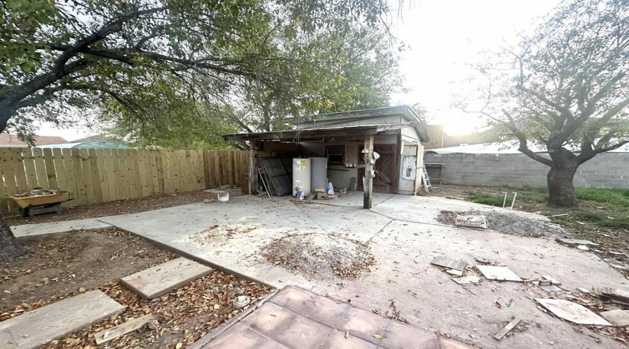 1202 Beverly Dr, Laredo, Texas 78045, 4 Bedrooms Bedrooms, 8 Rooms Rooms,3 BathroomsBathrooms,Residential,For Rent,1202 Beverly Dr,20261373