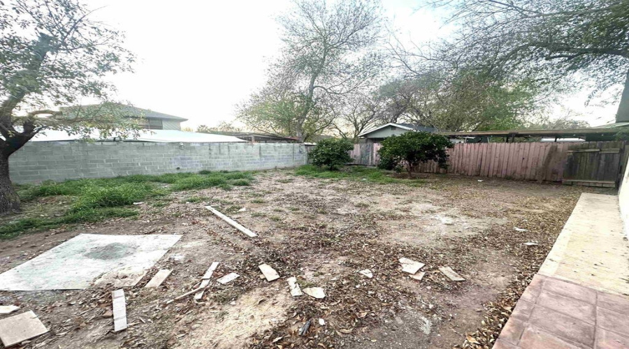 1202 Beverly Dr, Laredo, Texas 78045, 4 Bedrooms Bedrooms, 8 Rooms Rooms,3 BathroomsBathrooms,Residential,For Rent,1202 Beverly Dr,20261373