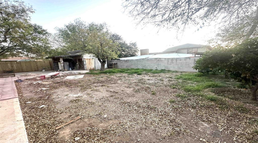 1202 Beverly Dr, Laredo, Texas 78045, 4 Bedrooms Bedrooms, 8 Rooms Rooms,3 BathroomsBathrooms,Residential,For Rent,1202 Beverly Dr,20261373