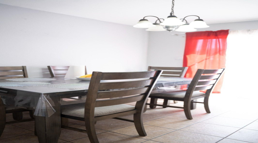 3617 Nubes Dr, Laredo, Texas 78046, 3 Bedrooms Bedrooms, 5 Rooms Rooms,2 BathroomsBathrooms,Residential,For Sale,3617 Nubes Dr,20261374