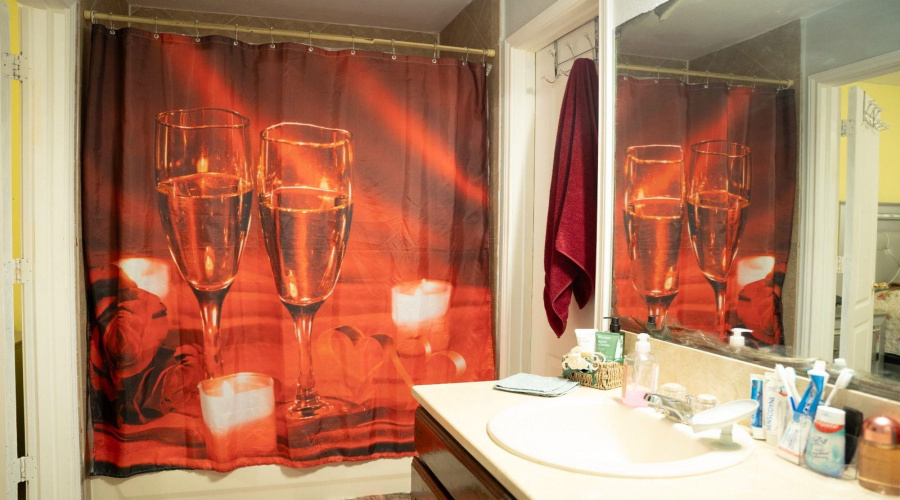 3617 Nubes Dr, Laredo, Texas 78046, 3 Bedrooms Bedrooms, 5 Rooms Rooms,2 BathroomsBathrooms,Residential,For Sale,3617 Nubes Dr,20261374