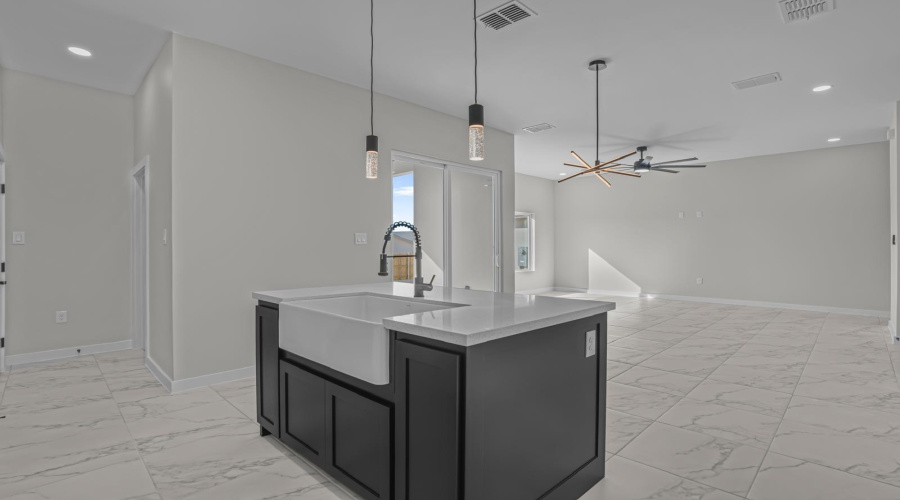 126 Faith Dr., LAREDO, Texas 78043, 3 Bedrooms Bedrooms, 5 Rooms Rooms,2 BathroomsBathrooms,Residential,For Sale,126 Faith Dr.,20261376