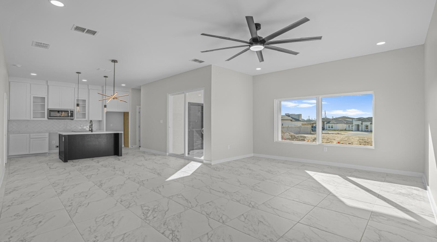 126 Faith Dr., LAREDO, Texas 78043, 3 Bedrooms Bedrooms, 5 Rooms Rooms,2 BathroomsBathrooms,Residential,For Sale,126 Faith Dr.,20261376