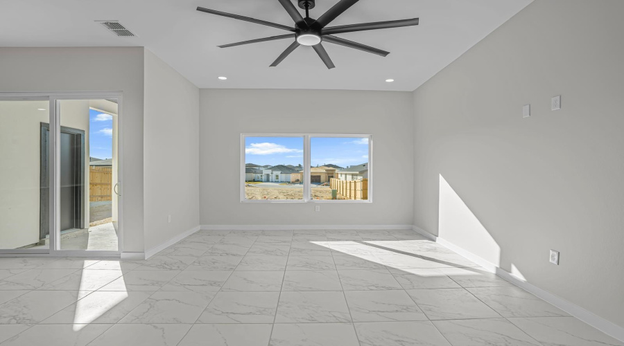 126 Faith Dr., LAREDO, Texas 78043, 3 Bedrooms Bedrooms, 5 Rooms Rooms,2 BathroomsBathrooms,Residential,For Sale,126 Faith Dr.,20261376