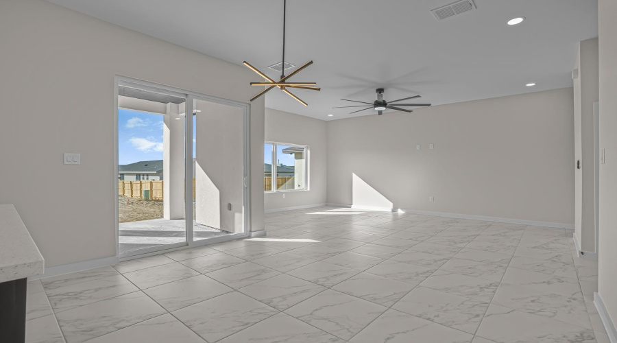 126 Faith Dr., LAREDO, Texas 78043, 3 Bedrooms Bedrooms, 5 Rooms Rooms,2 BathroomsBathrooms,Residential,For Sale,126 Faith Dr.,20261376