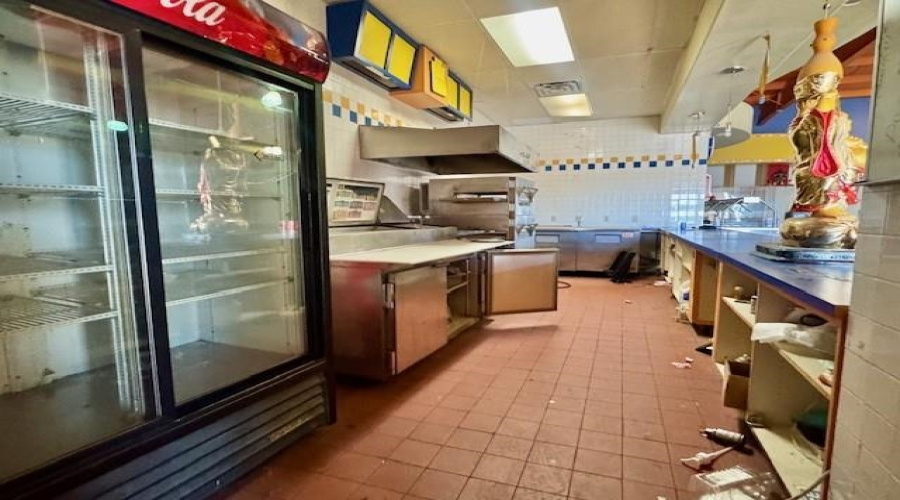 2322 Jacaman Rd, Laredo, Texas 78041, 1 Room Rooms,4 BathroomsBathrooms,Commercial retail/office,For Rent,2322 Jacaman Rd,20261384