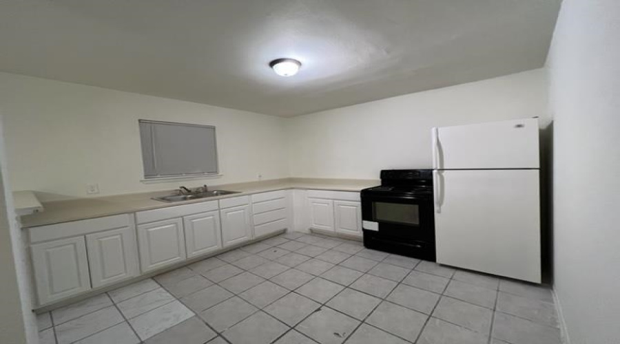 3114 Rosario St, LAREDO, Texas 78043, ,Multi-family,For Sale,3114 Rosario St,20261387