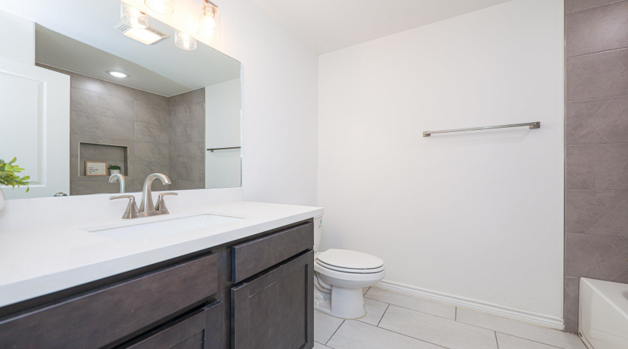 9921 Borna, LAREDO, Texas 78045, 3 Bedrooms Bedrooms, 7 Rooms Rooms,2 BathroomsBathrooms,Residential,For Rent,9921 Borna,20261378