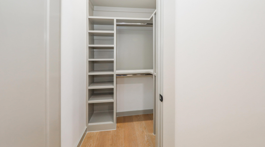 8120 Stillmeadow Ct, Laredo, Texas 78045, 4 Bedrooms Bedrooms, 8 Rooms Rooms,5 BathroomsBathrooms,Residential,For Rent,8120 Stillmeadow Ct,20261379