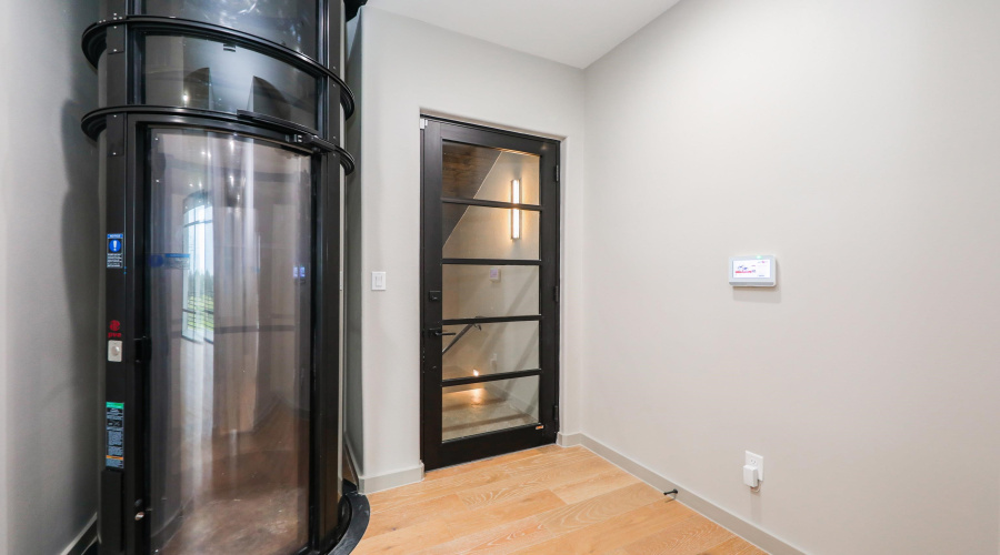 8120 Stillmeadow Ct, Laredo, Texas 78045, 4 Bedrooms Bedrooms, 8 Rooms Rooms,5 BathroomsBathrooms,Residential,For Rent,8120 Stillmeadow Ct,20261379