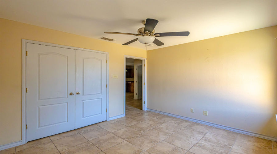 4416 Wild Flower Ave, Laredo, Texas 78045, 3 Bedrooms Bedrooms, 5 Rooms Rooms,2 BathroomsBathrooms,Residential,For Sale,4416 Wild Flower Ave,20261380