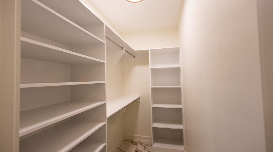 6929 Molinos Dr, Laredo, Texas 78046, 3 Bedrooms Bedrooms, 6 Rooms Rooms,2 BathroomsBathrooms,Residential,For Sale,6929 Molinos Dr,20261382