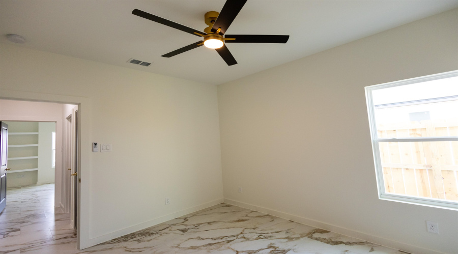 6929 Molinos Dr, Laredo, Texas 78046, 3 Bedrooms Bedrooms, 6 Rooms Rooms,2 BathroomsBathrooms,Residential,For Sale,6929 Molinos Dr,20261382