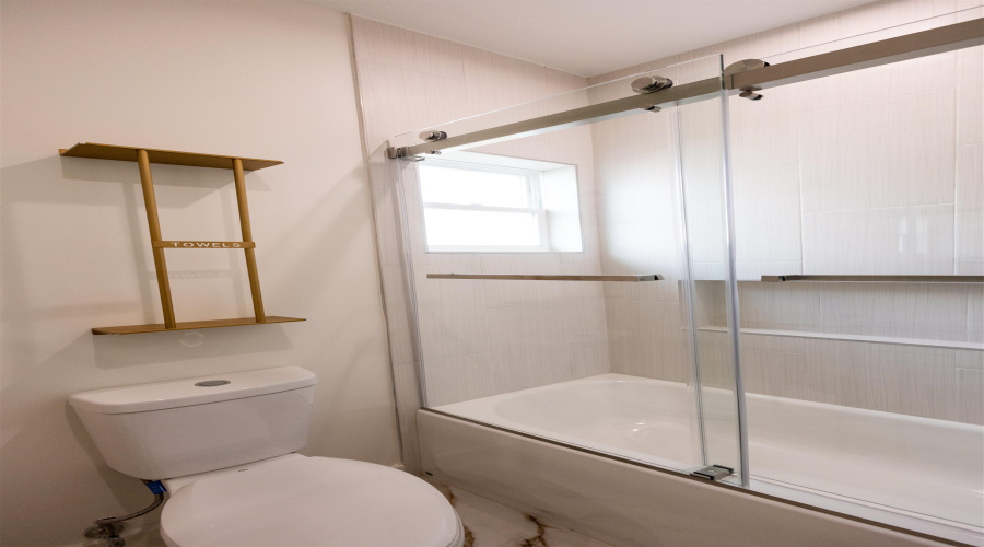 6929 Molinos Dr, Laredo, Texas 78046, 3 Bedrooms Bedrooms, 6 Rooms Rooms,2 BathroomsBathrooms,Residential,For Sale,6929 Molinos Dr,20261382