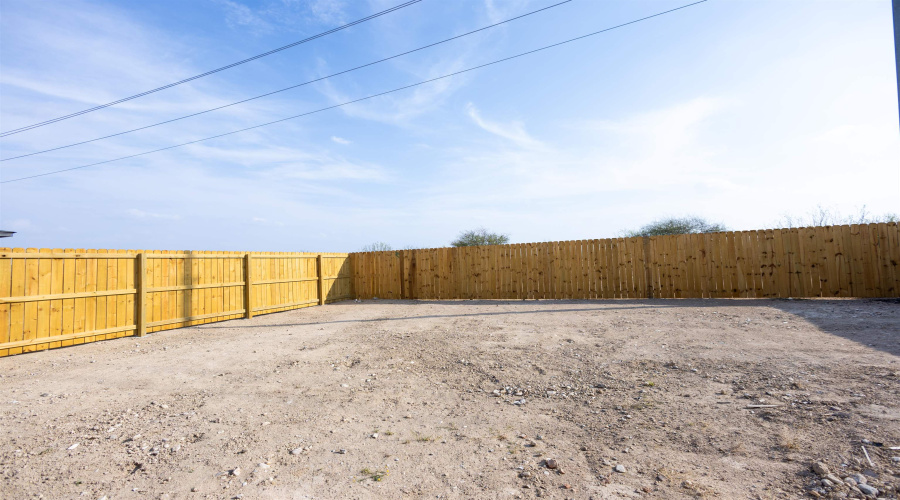 6929 Molinos Dr, Laredo, Texas 78046, 3 Bedrooms Bedrooms, 6 Rooms Rooms,2 BathroomsBathrooms,Residential,For Sale,6929 Molinos Dr,20261382