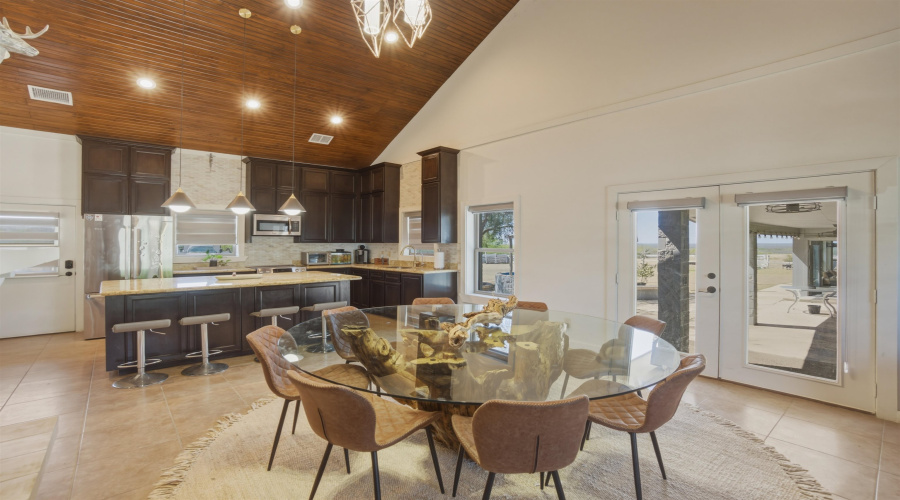 226 Pearson Moss Ln, Laredo, Texas 78045, 3 Bedrooms Bedrooms, 8 Rooms Rooms,2 BathroomsBathrooms,Residential,For Sale,226 Pearson Moss Ln,20261383