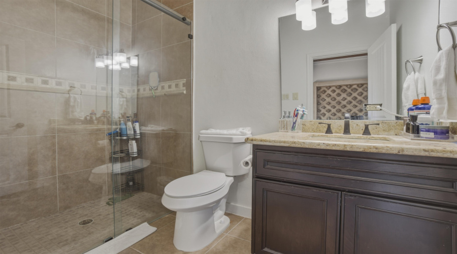 226 Pearson Moss Ln, Laredo, Texas 78045, 3 Bedrooms Bedrooms, 8 Rooms Rooms,2 BathroomsBathrooms,Residential,For Sale,226 Pearson Moss Ln,20261383