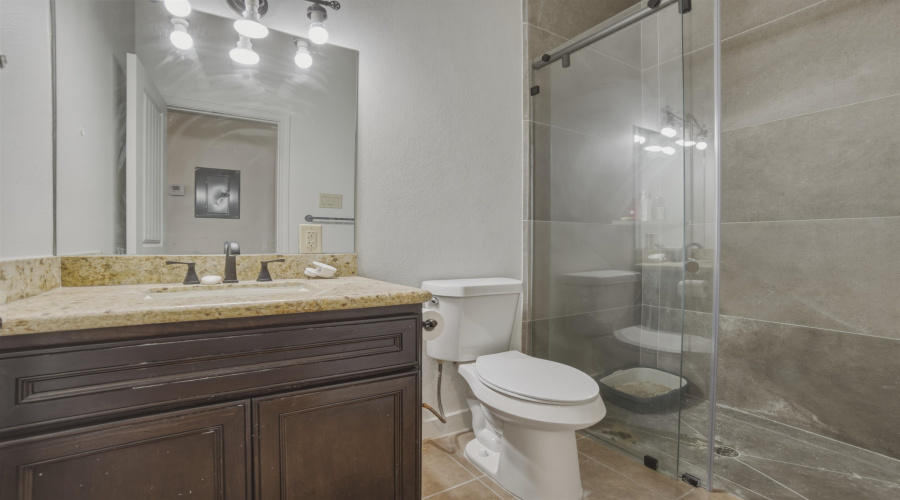 226 Pearson Moss Ln, Laredo, Texas 78045, 3 Bedrooms Bedrooms, 8 Rooms Rooms,2 BathroomsBathrooms,Residential,For Sale,226 Pearson Moss Ln,20261383