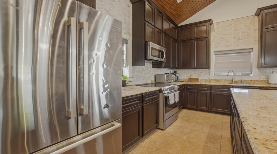 226 Pearson Moss Ln, Laredo, Texas 78045, 3 Bedrooms Bedrooms, 8 Rooms Rooms,2 BathroomsBathrooms,Residential,For Sale,226 Pearson Moss Ln,20261383