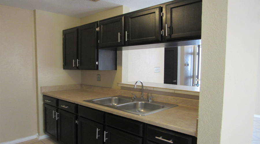 104 Belaire Dr, Laredo, Texas 78041, 2 Bedrooms Bedrooms, 4 Rooms Rooms,2 BathroomsBathrooms,Residential,For Rent,104 Belaire Dr,20261386