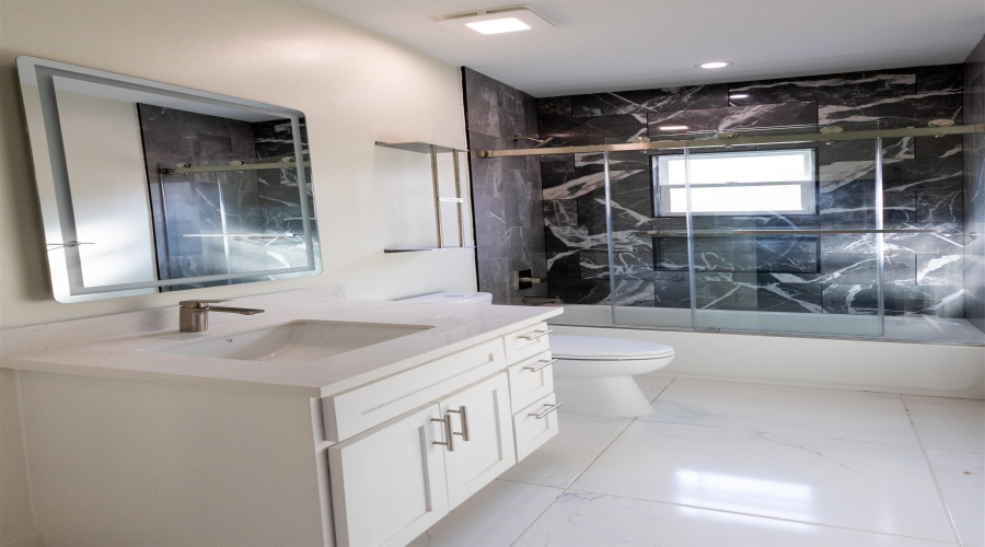 7009 Molinos Dr, Laredo, Texas 78046, 3 Bedrooms Bedrooms, 6 Rooms Rooms,2 BathroomsBathrooms,Residential,For Sale,7009 Molinos Dr,20261388