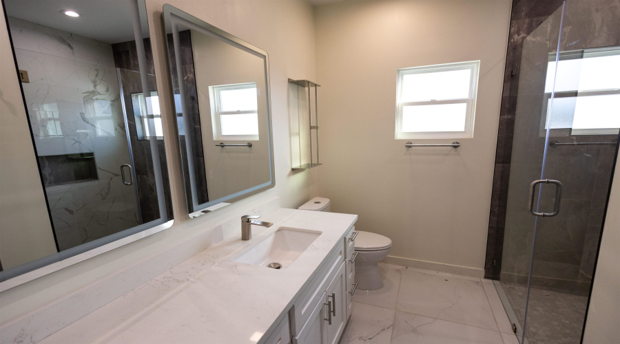 7009 Molinos Dr, Laredo, Texas 78046, 3 Bedrooms Bedrooms, 6 Rooms Rooms,2 BathroomsBathrooms,Residential,For Sale,7009 Molinos Dr,20261388