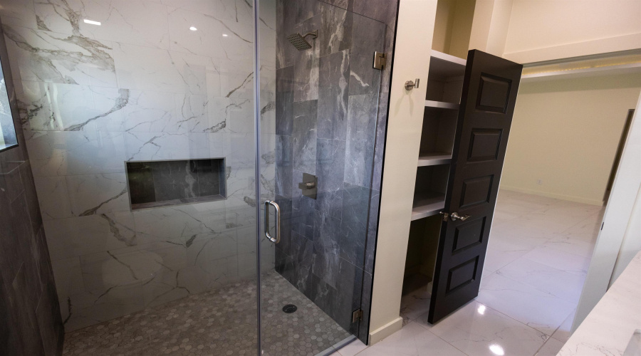 7009 Molinos Dr, Laredo, Texas 78046, 3 Bedrooms Bedrooms, 6 Rooms Rooms,2 BathroomsBathrooms,Residential,For Sale,7009 Molinos Dr,20261388