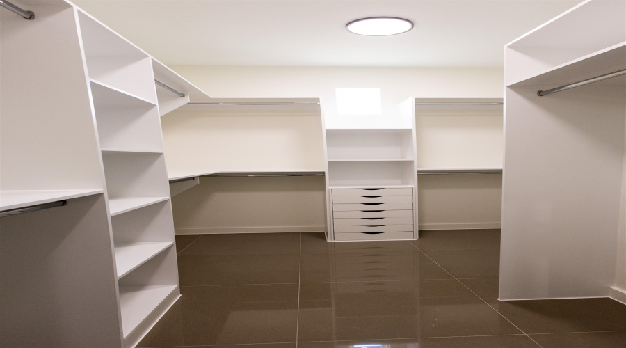 6931 Molinos Dr, Laredo, Texas 78046, 3 Bedrooms Bedrooms, 6 Rooms Rooms,2 BathroomsBathrooms,Residential,For Sale,6931 Molinos Dr,20261390