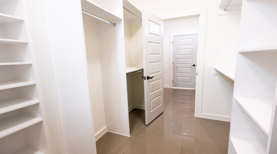 6931 Molinos Dr, Laredo, Texas 78046, 3 Bedrooms Bedrooms, 6 Rooms Rooms,2 BathroomsBathrooms,Residential,For Sale,6931 Molinos Dr,20261390