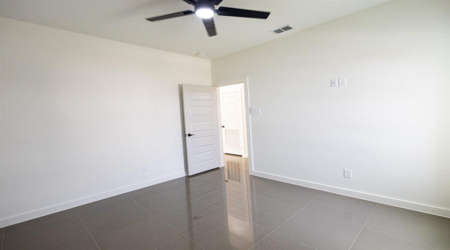 6931 Molinos Dr, Laredo, Texas 78046, 3 Bedrooms Bedrooms, 6 Rooms Rooms,2 BathroomsBathrooms,Residential,For Sale,6931 Molinos Dr,20261390