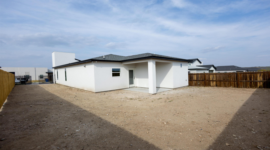 6931 Molinos Dr, Laredo, Texas 78046, 3 Bedrooms Bedrooms, 6 Rooms Rooms,2 BathroomsBathrooms,Residential,For Sale,6931 Molinos Dr,20261390