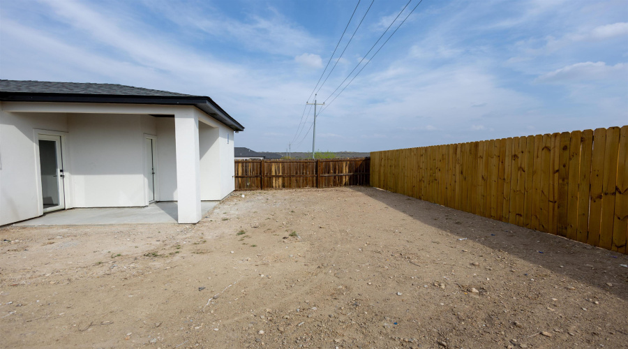 6931 Molinos Dr, Laredo, Texas 78046, 3 Bedrooms Bedrooms, 6 Rooms Rooms,2 BathroomsBathrooms,Residential,For Sale,6931 Molinos Dr,20261390