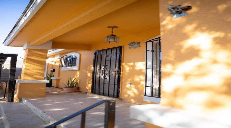 4447 Vientos Rd, Laredo, Texas 78046, 2 Bedrooms Bedrooms, 4 Rooms Rooms,1 BathroomBathrooms,Residential,For Sale,4447 Vientos Rd,20261391